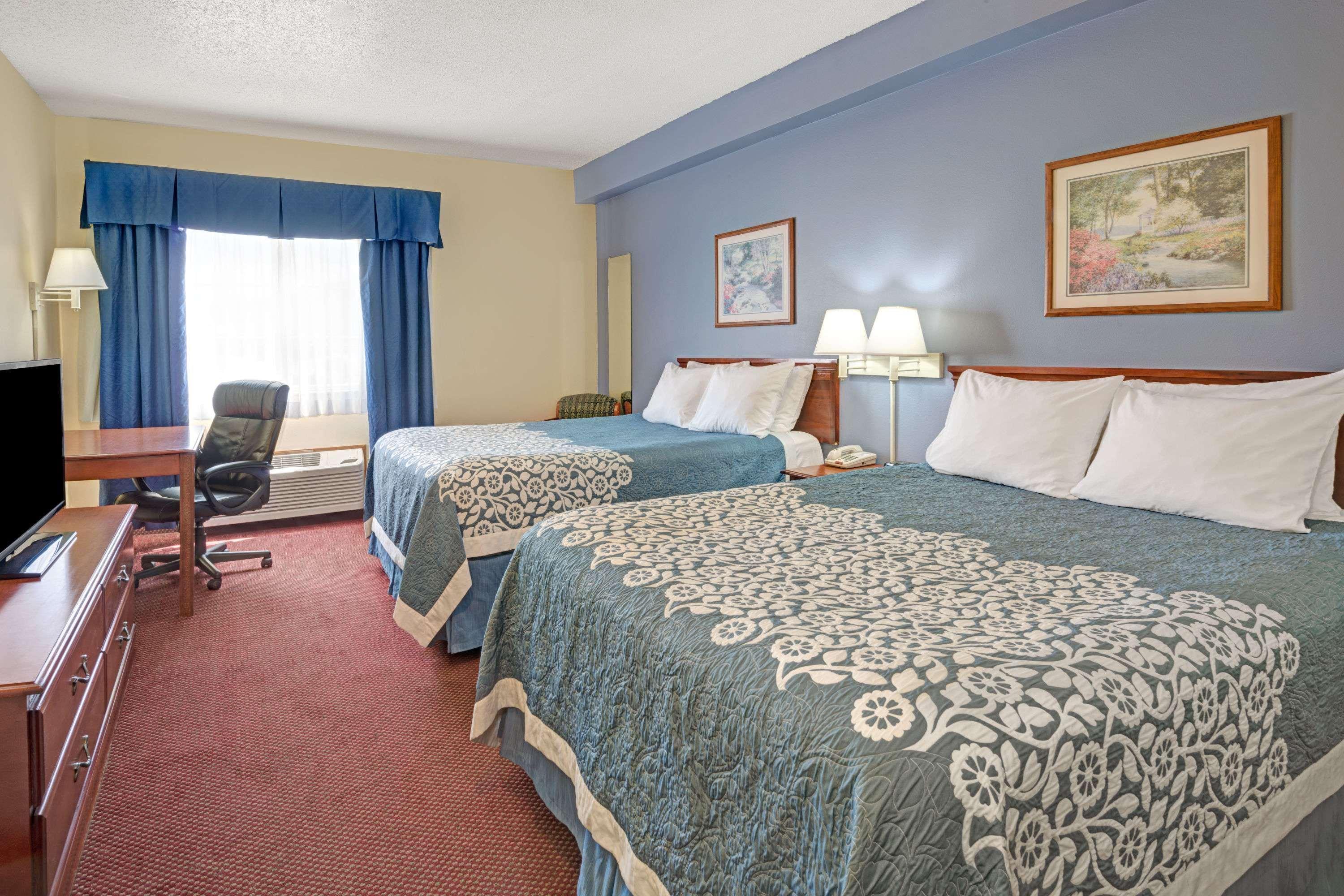 Days Inn By Wyndham Laramie Exterior foto