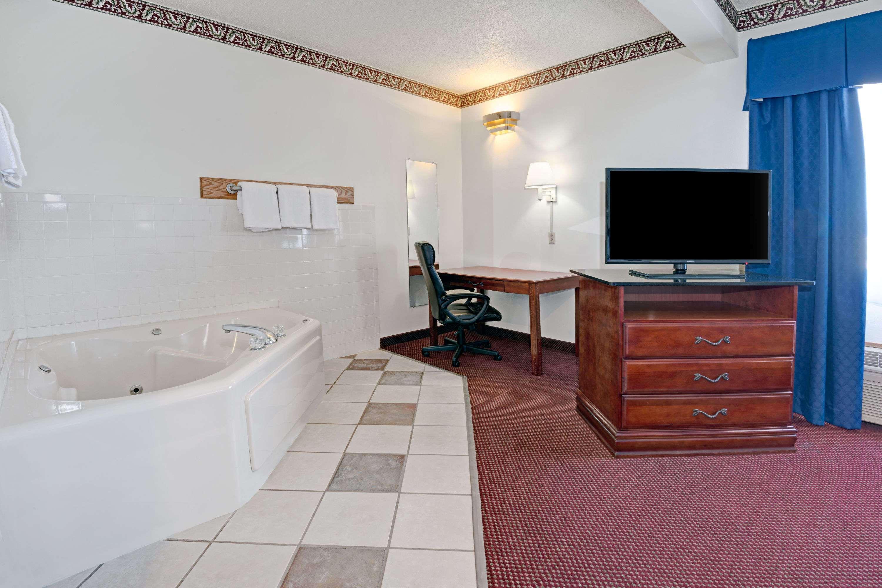 Days Inn By Wyndham Laramie Exterior foto